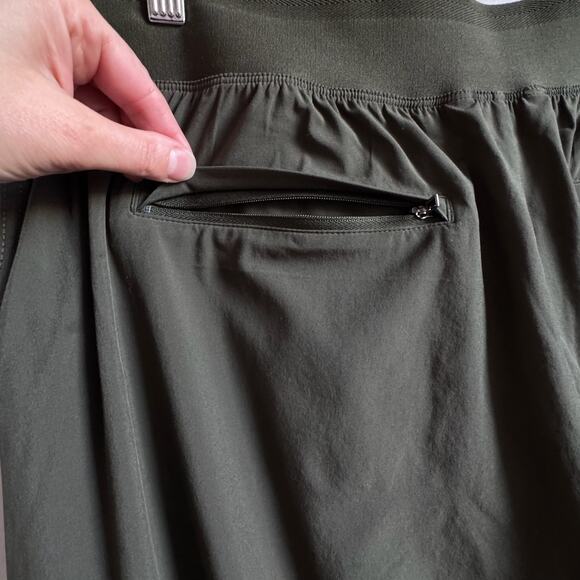 ATHLETA Brooklyn Heights Aspen Green Cargo Pants - Picture 4 of 8